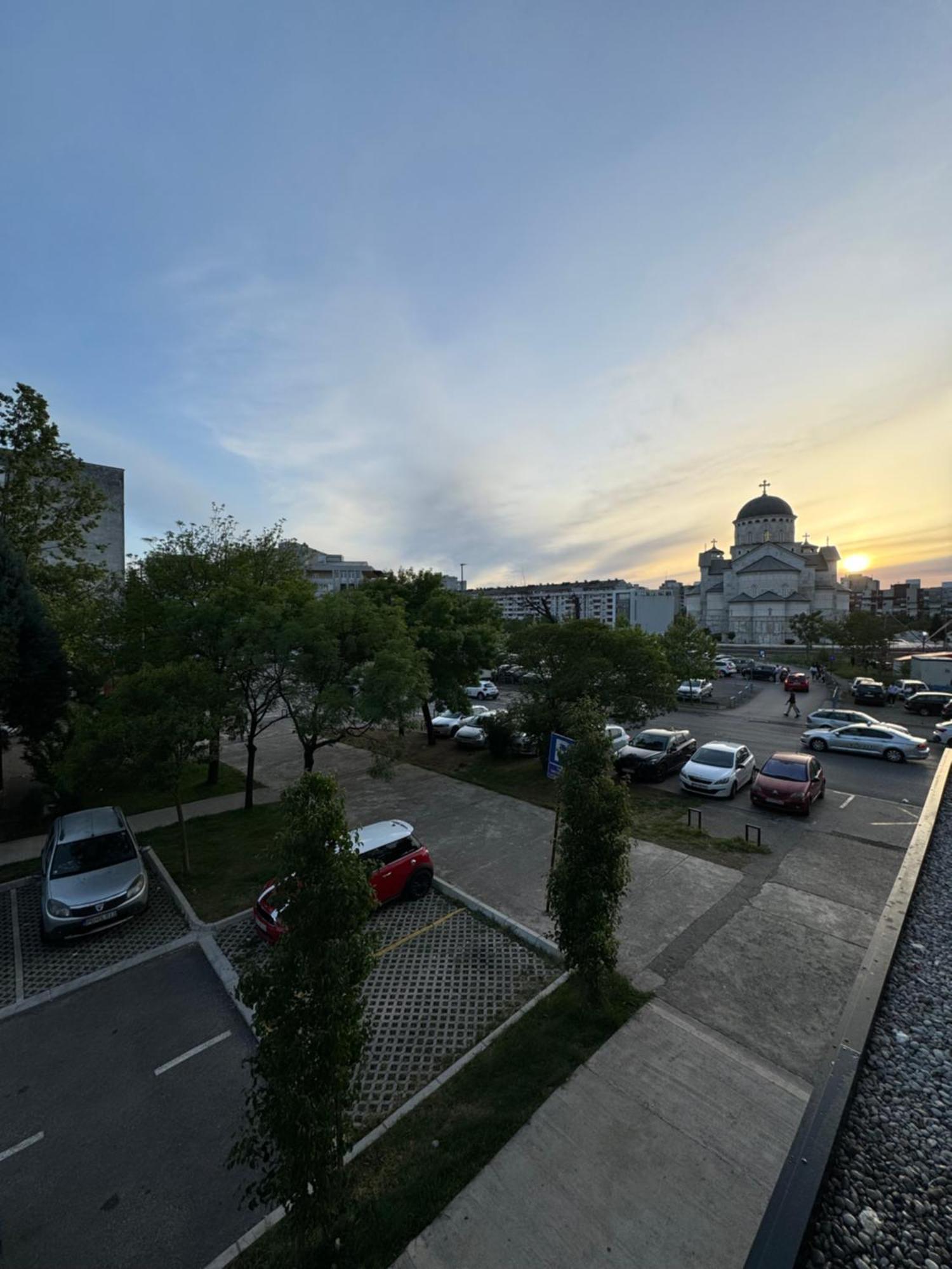 Eleven Podgorica Exterior foto